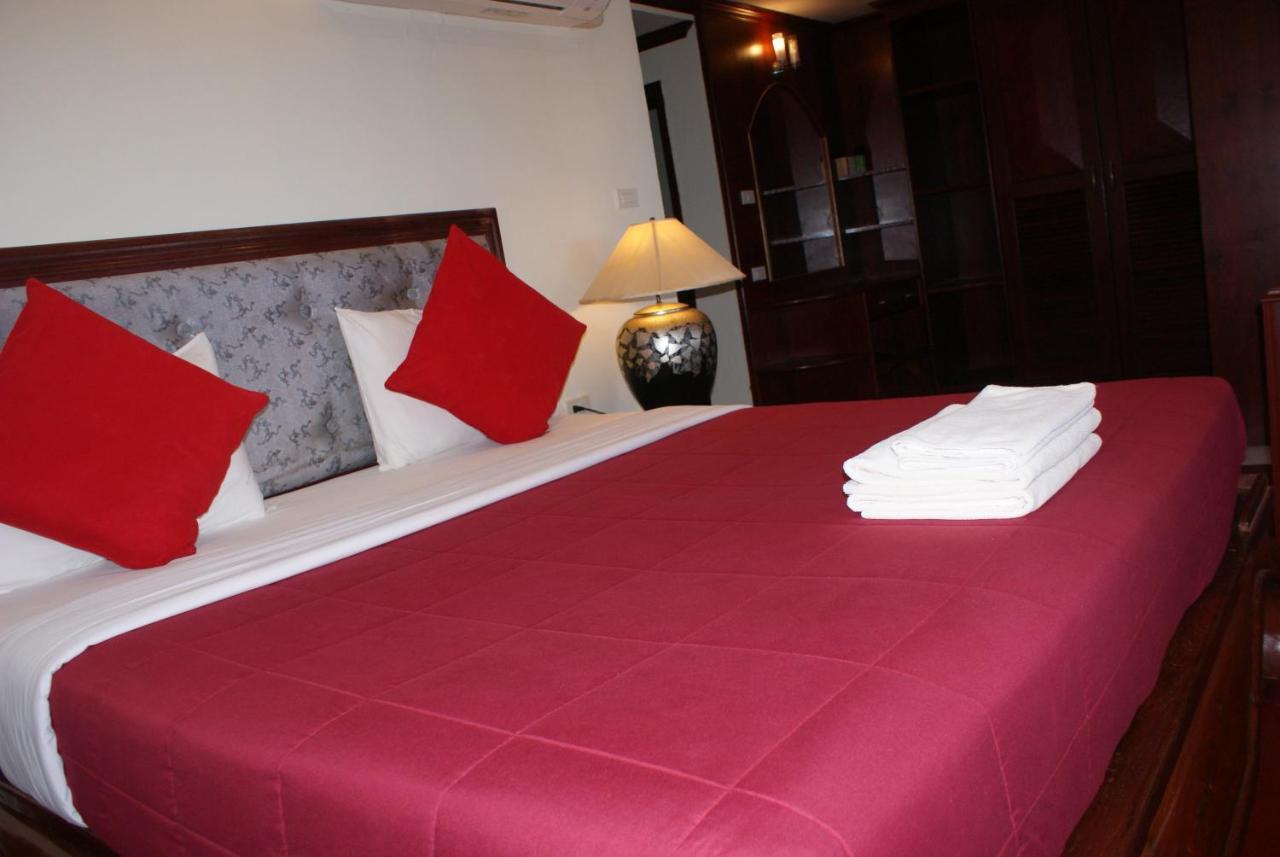 Prince Edouard Apartments & Resort Sha Extra Plus Patong Exterior photo