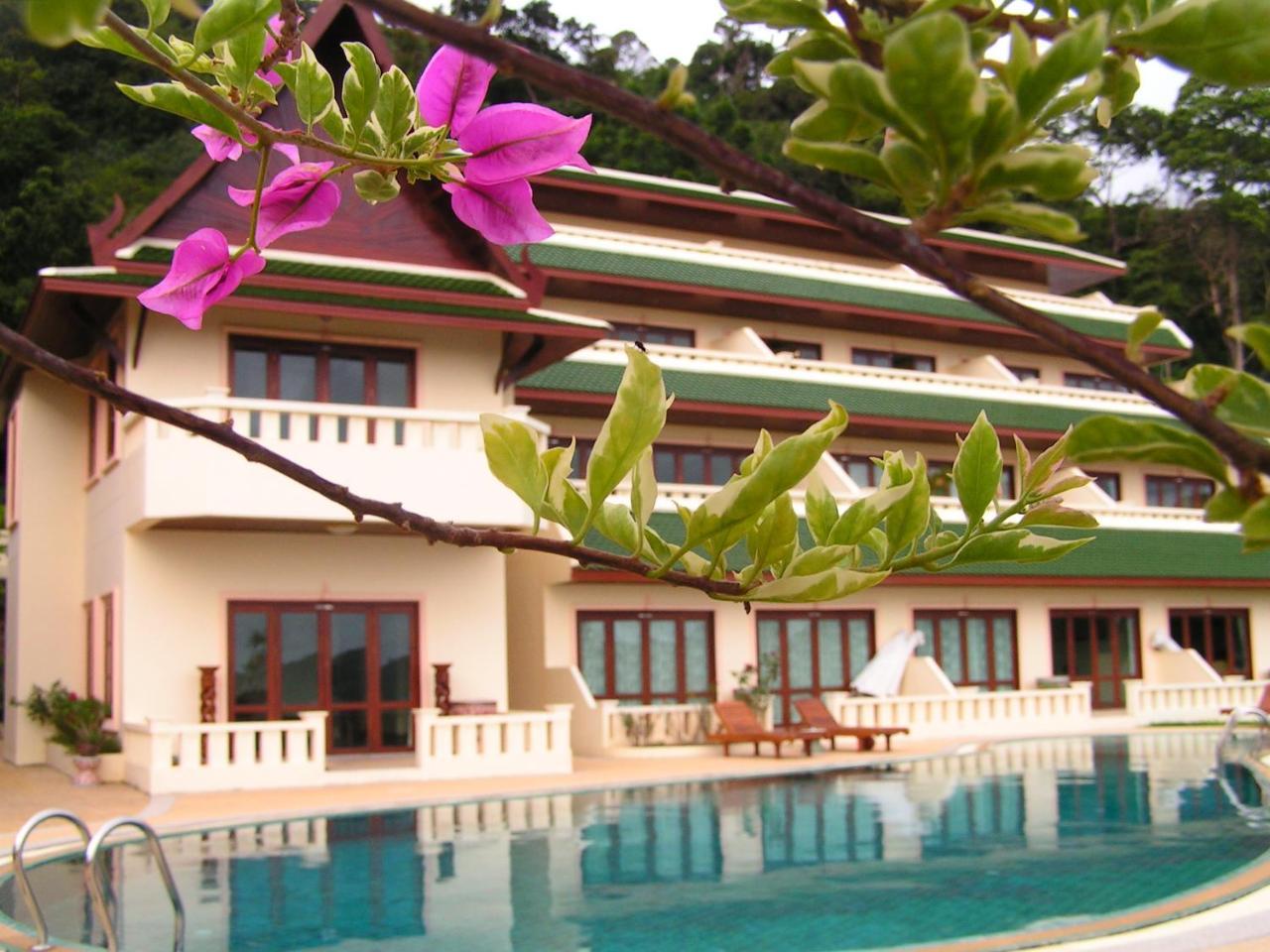 Prince Edouard Apartments & Resort Sha Extra Plus Patong Exterior photo